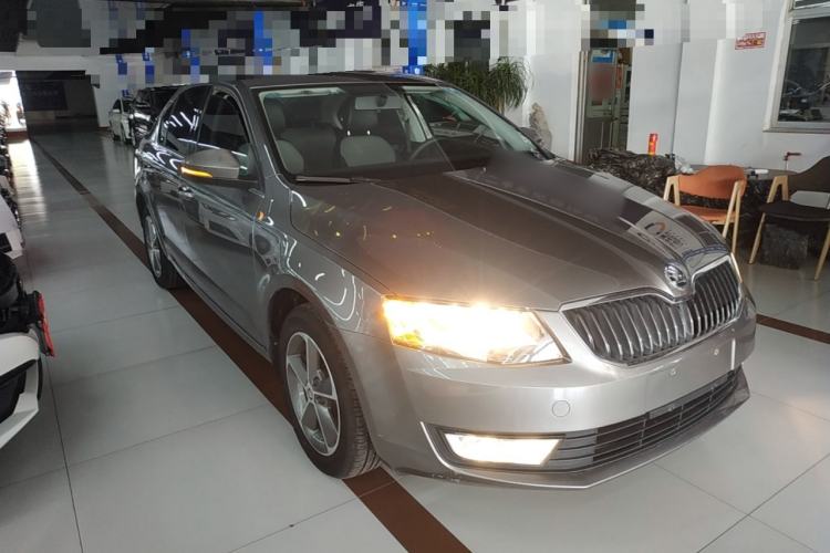 Used Skoda Octavia 2016 1.6L Automatic Chuanxing Edition
