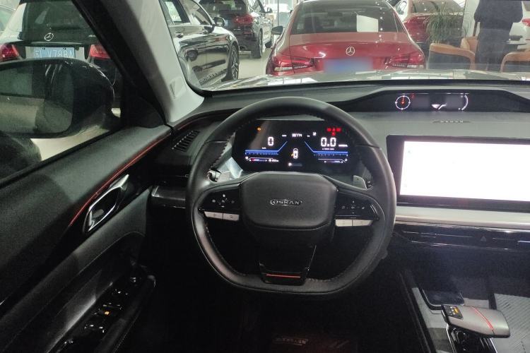 Used Oshan Z6 2022 Blue Whale 1.5T DCT Luxury Model