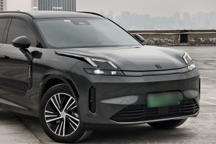 Used Lynk & Co 08 EM-P 2023 245km Ultra-Long Range Halo
