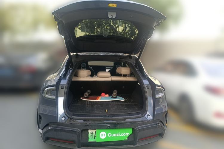 Used  YU7 2025 Ultra-Long Range High-Performance All-Wheel-Drive Max Edition