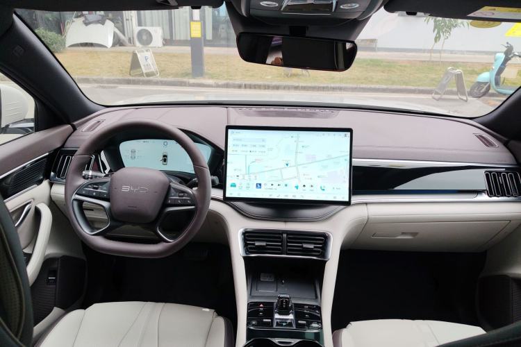 Used BYD Song PLUS New Energy 2025 EV Smart Drive Edition 605km Flagship Model
