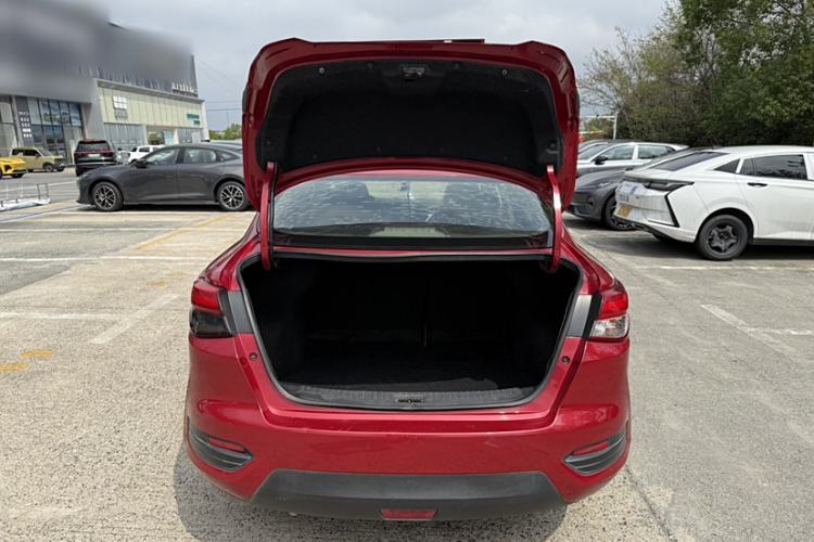 Used Nissan Lannia 2019 1.6L CVT Smart Connect Smart Cool Version China VI Standard
