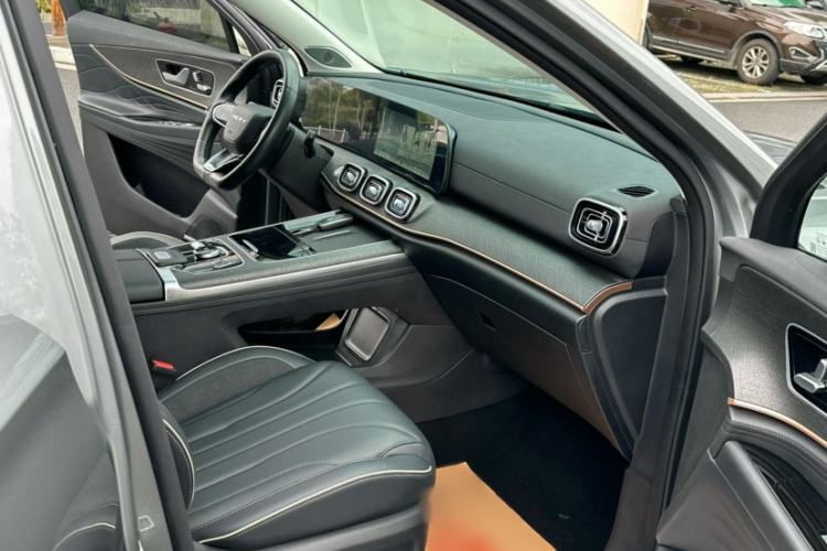 Used Chery Tiggo 9 2023 Facelift 2.0T Dual-Clutch Two-Wheel Drive Luxury Edition 5 Seats
