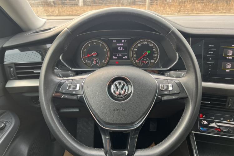 Used Volkswagen Passat 2020 330TSI Elite Edition China VI
