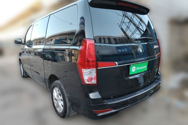 Used FORTHING Lingzhi PLUS 2022 Travel Edition 2.0L Manual Luxury Version 7 Seats