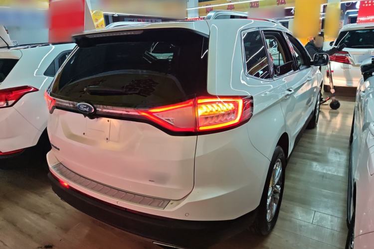 Used Ford Edge 2016 EcoBoost 245 Four-Wheel Drive Titanium Edition 7-Seater
