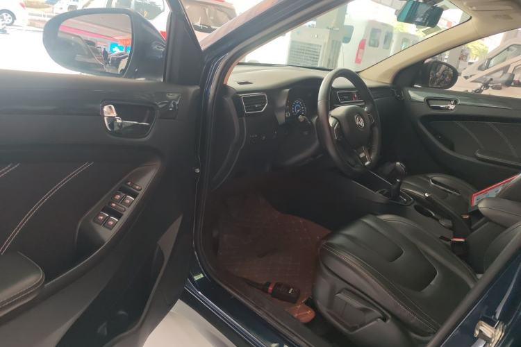 Used Dongfeng Fengon 580 2017 1.8L Manual Comfort Model
