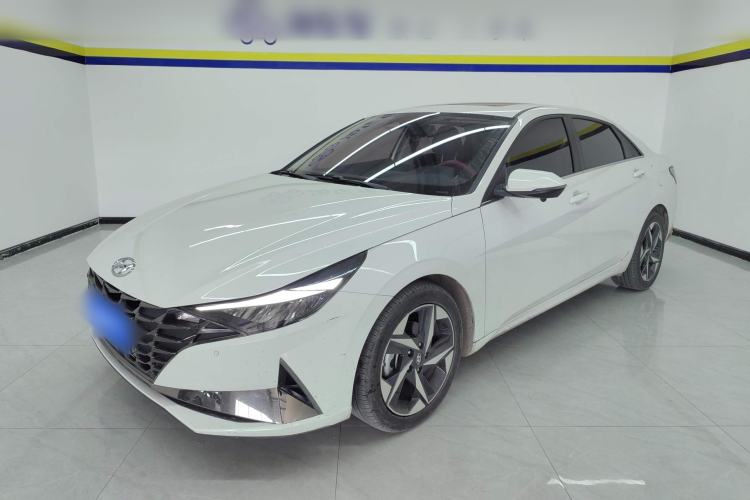 Used Hyundai Elantra 2022 1.5L CVT LUX Prestige Edition
