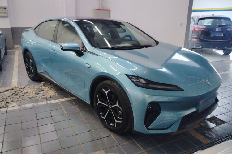 Used  L07 2024 230Max Qiankun Intelligent Driving ADS SE Range-Extended Version
