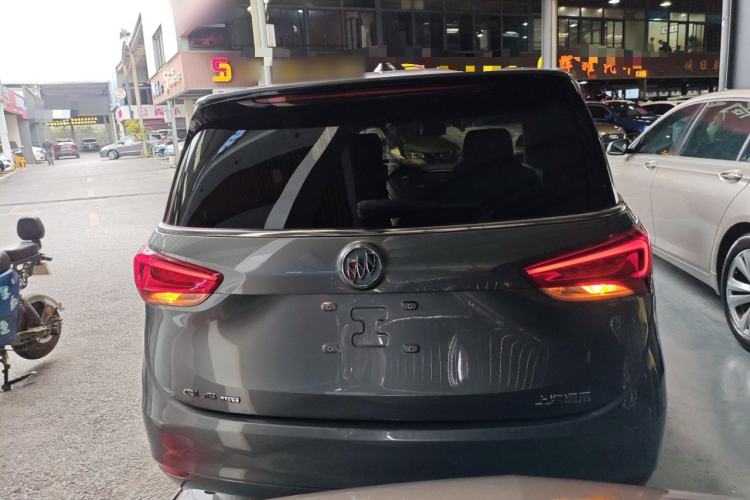 Used Buick GL6 2018 18T 6-Seater Luxury Model
