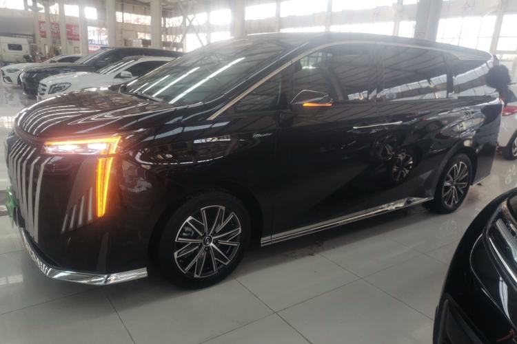 Used GAC Trumpchi M8 2024 Master Series 400T Prestige Edition
