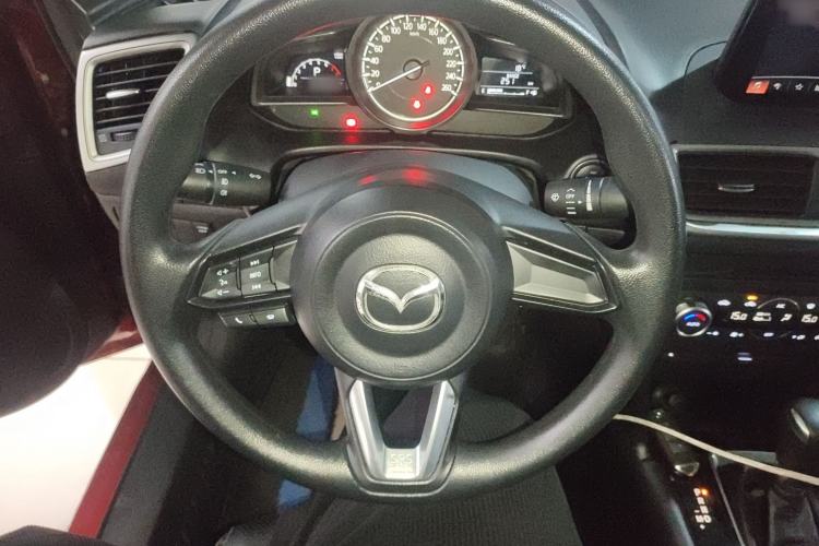 Used Mazda Mazda 3 Axela 2017 Sedan 1.5L Automatic Luxury Model Emission Standard China V
