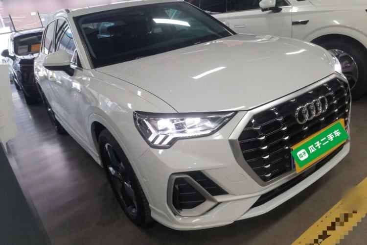 Used Audi Q3 2022 35 TFSI Fashion Dynamic Model
