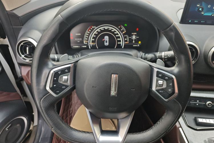 Used Wey VV7 2017 2.0T Flagship Edition
