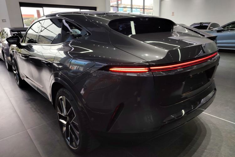 Used Avatr 11 2023 HarmonyOS Version Smart Enjoyment Upgrade Model 90-Degree Rear-Wheel Drive Edition
