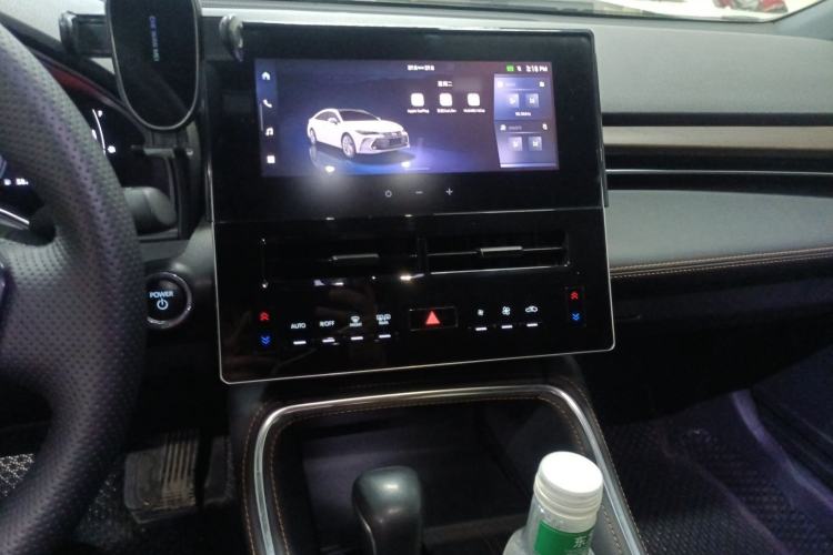 Used Toyota Avalon 2024 Dual-Motor 2.0L Premium Edition
