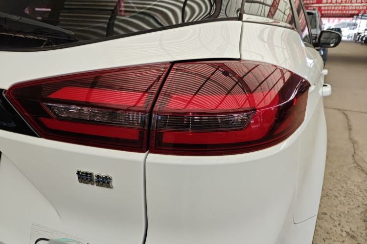 Used Geely Auto Emgrand X7 Sport 2021 1.8TD DCT Two-Wheel Drive Asian Games Edition
