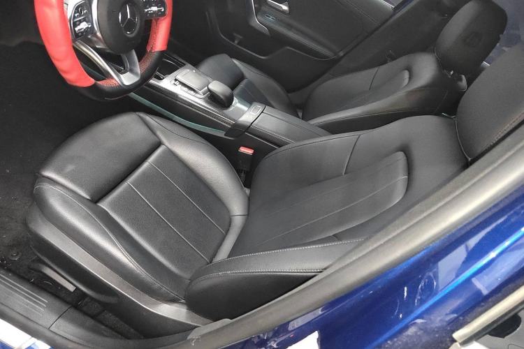 Used Mercedes-Benz A-Class 2022 Restyled A 200 L Sport Sedan Fashion Version
