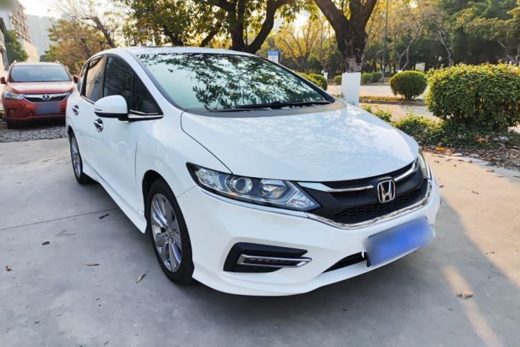 Used Honda Jade 2017 1.8L automatic Comfort version 5 seats