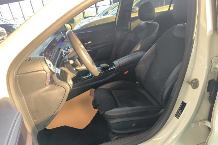 Used Mercedes-Benz A-Class 2022 Revised Version A 200 L Sport Sedan Fashionable Style