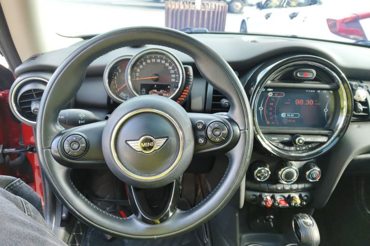 Used  MINI 2016 1.2T ONE Pioneer Edition