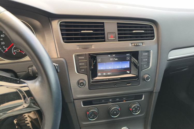 Used Volkswagen Golf 2016 1.6L Automatic Comfort Model
