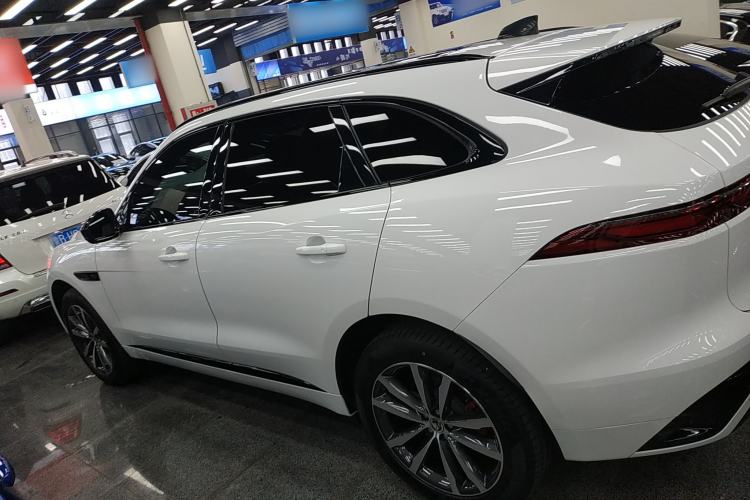 Used Jaguar F-PACE 2024 P250 R-Dynamic SE
