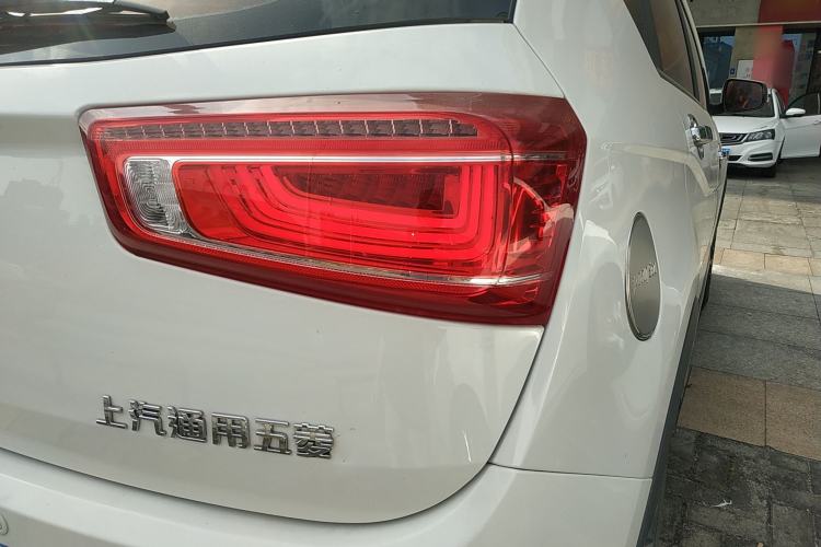 Used Baojun 560 2017 Rhythmic Edition 1.8L iAMT Prestige Model
