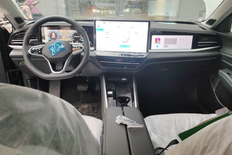 Used Volkswagen Passat 2025 Pro 380TSI Dragon Supreme Edition