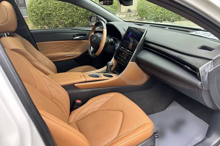 Used Toyota Avalon 2022 Dual-Engine 2.5L XLE Premium Edition
