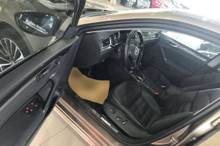 Used Volkswagen Passat 2016 330TSI DSG Prestige Edition
