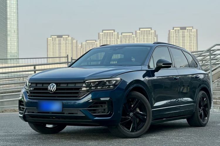 Used Volkswagen Touareg 2021 3.0 TSI Luxury Edition Black Diamond Sport Package
