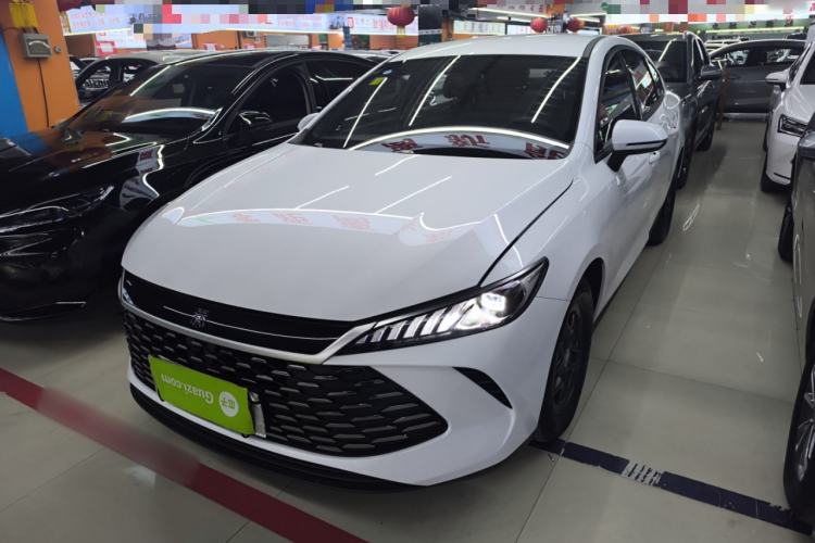 Used BYD Qin PLUS 2025 DM-i Smart Drive 55KM Leading Model
