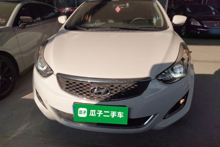 Used Hyundai Elantra 2016 1.6L Automatic Smart Version
