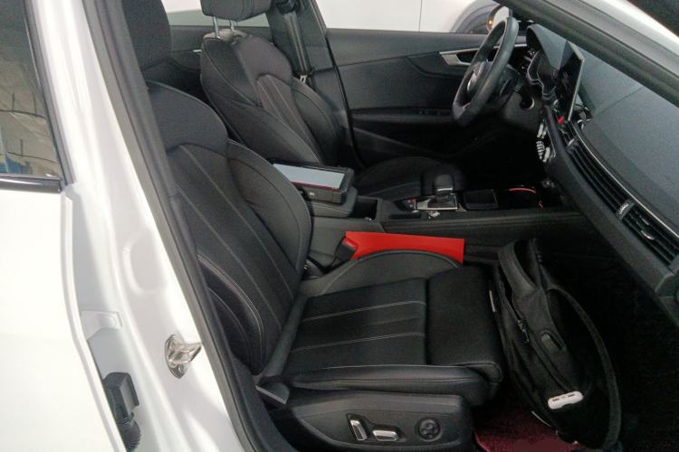 Used Audi A4L 2024 40 TFSI Luxury Dynamic Edition