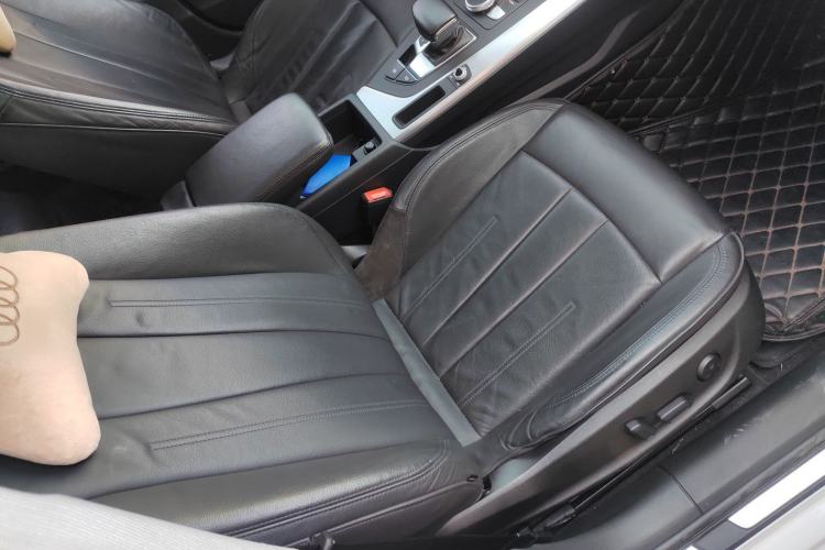 Used Audi A4L 2019 40 TFSI Fashion Version China V