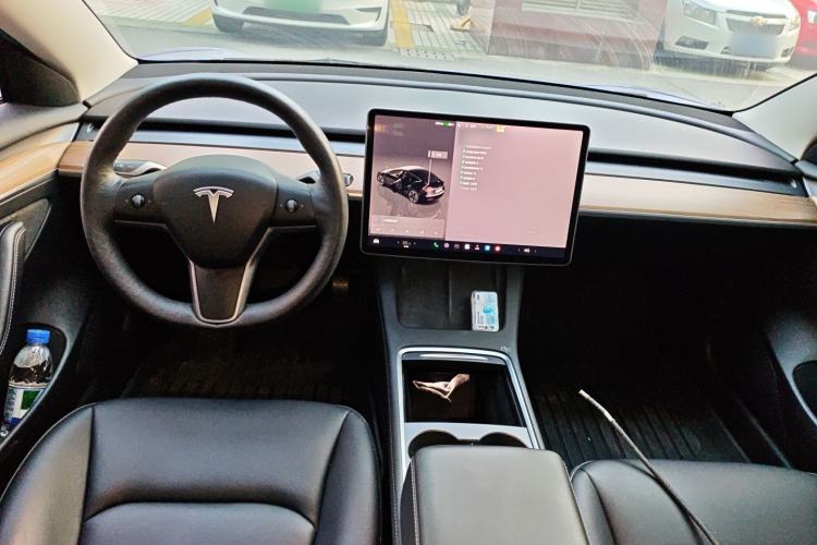 Used Tesla Model 3 2022 Rear-Wheel-Drive Version