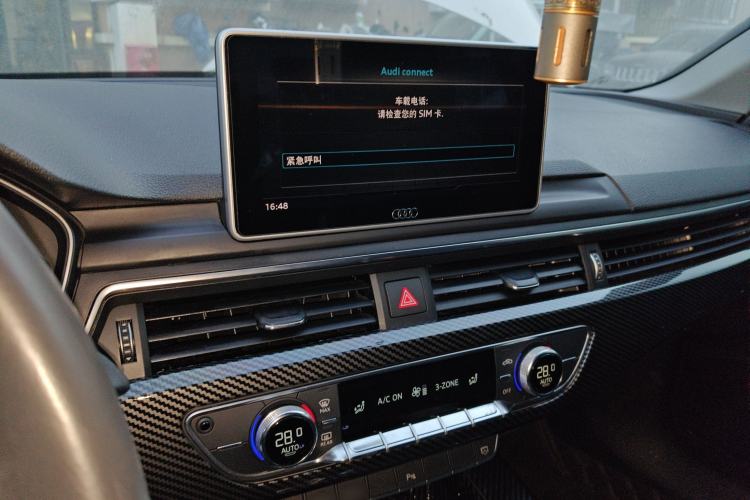 Used Audi A4L 2018 30th Anniversary Edition 40 TFSI Fashion Model
