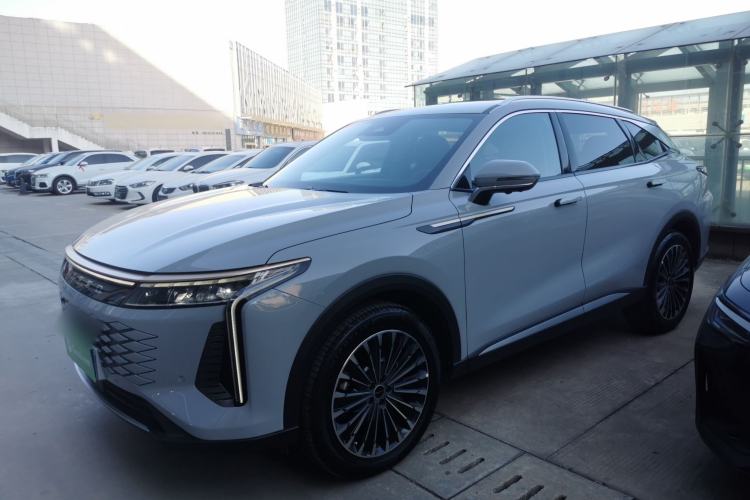 Used  Stellar 2023 400T Four-Wheel Drive Luxury Edition
