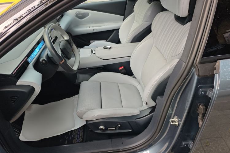 Used Lynk & Co Z10 2025 95 kWh 702 km All-Wheel Drive Intelligent Driving Ultra
