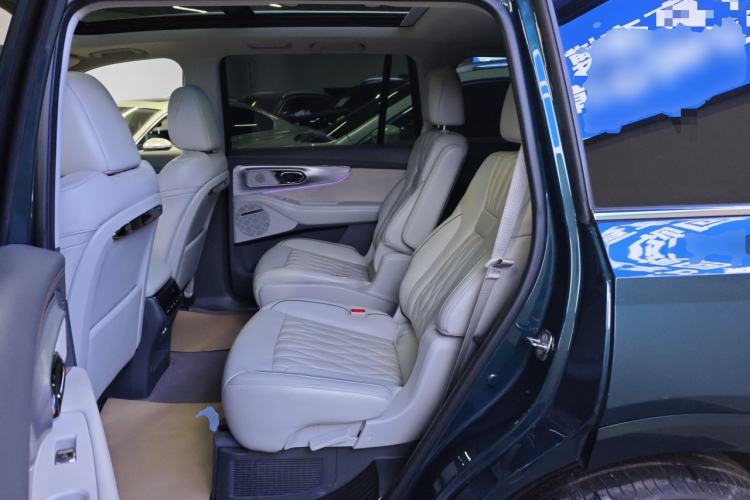 Used GAC Trumpchi GS8 2022 Double-Energy Series 2.0TM Two-Wheel Drive Prestige Edition (6 Seats)
