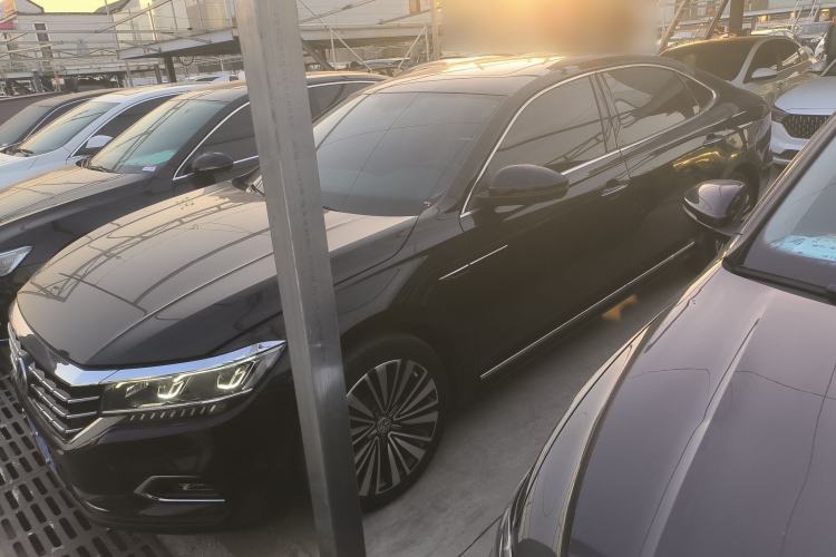 Used Volkswagen Passat 2019 330TSI Luxury Edition China V Standard
