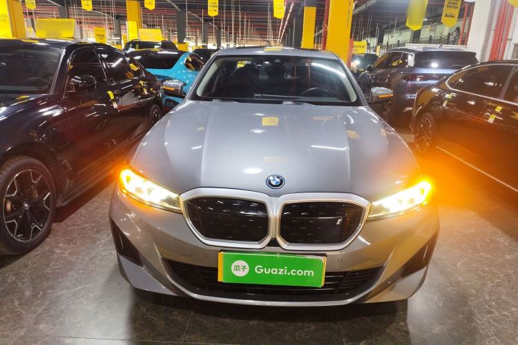 Used BMW i3 2022 eDrive 35 L
