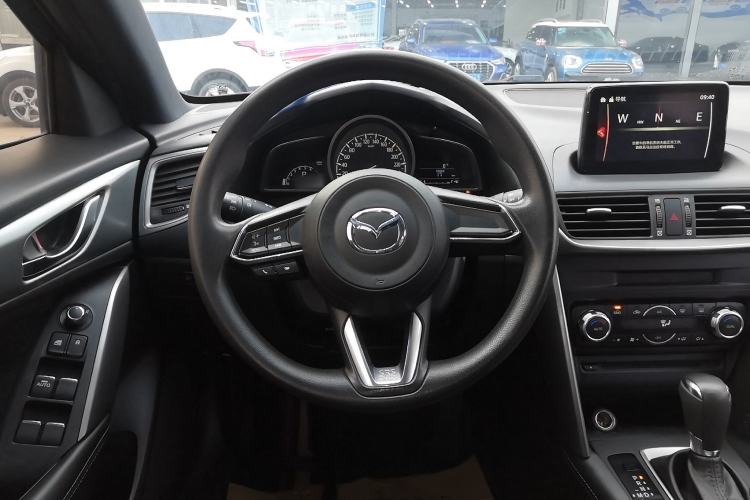 Used Mazda CX-4 2018 2.0L Automatic Two-Wheel Drive Blue Sky Exploration Version China V Standard
