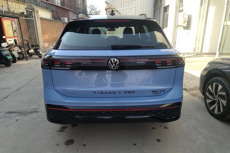 Used Volkswagen Tiguan L 
