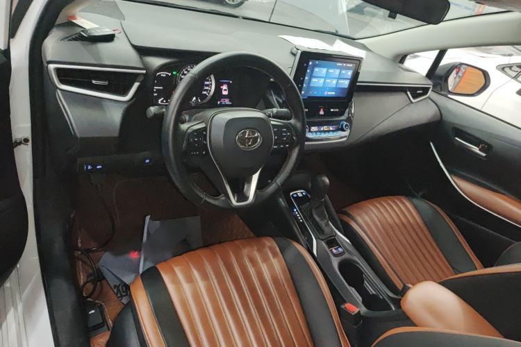 Used Toyota Corolla 2021 Dual-Motor 1.8L E-CVT Elite Edition
