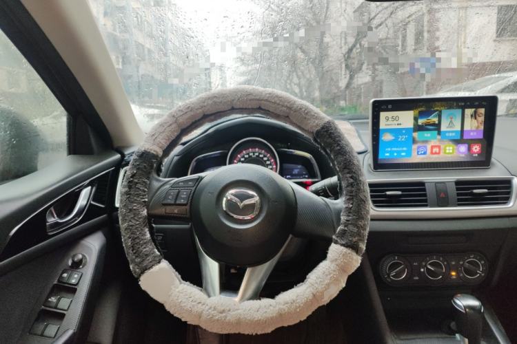 Used Mazda Mazda 3 Axela 2014 Sedan 1.5L Automatic Comfort Model