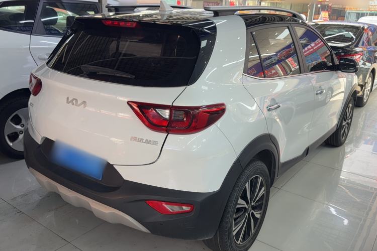 Used Kia kx1 Stonic 2021 1.4L CVT Fun & Sunroof Model