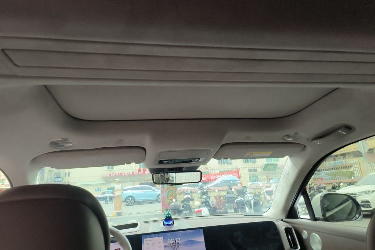 Used Hima AITO M9 2025 Extended-Range Ultra Version 52 kWh 6-Seater
