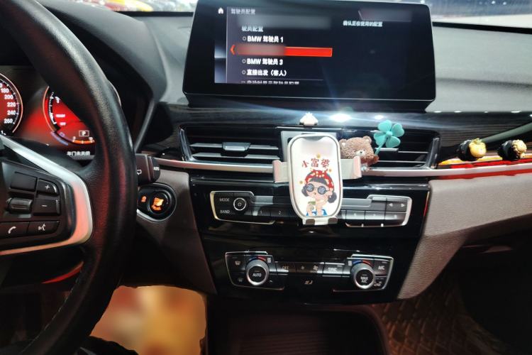 Used BMW X1 2020 sDrive25Li Leading Model
